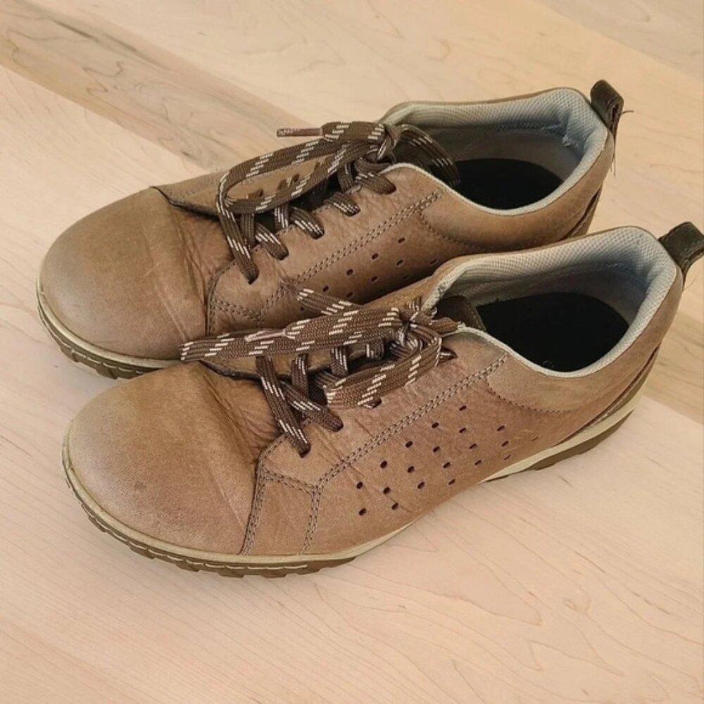 ECCO casual lace up leather and suede street shoes